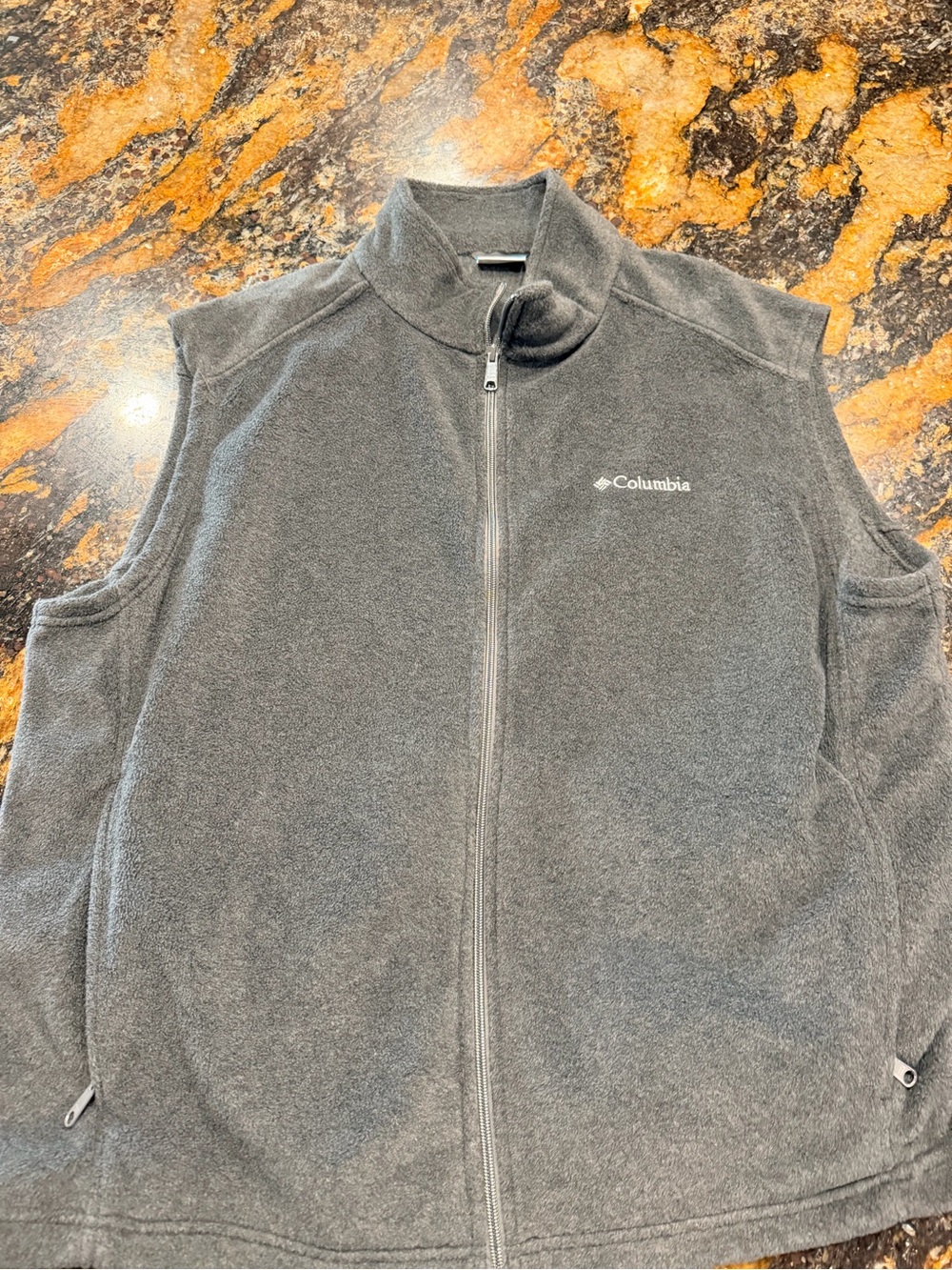 Columbia Charcoal Gray Zip-Up Fleece Vest